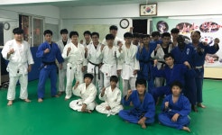 무지개유도관