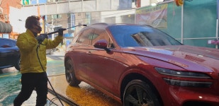 오토자동차정비공업사 손세차장