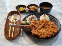 유미돈 망미점