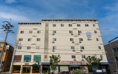 더휴식 소륜호텔 대전점