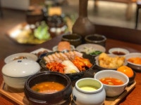 평상면옥 솥밥반상 두류네거리점