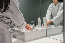 오포짓 스탠다드