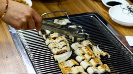 명품숯불민물장어