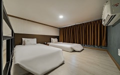 호텔 휴 로프트