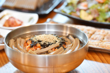 통돼지와도토리