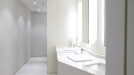 더퍼스트피부과의원