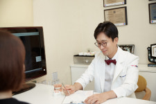 예바치과교정과의원