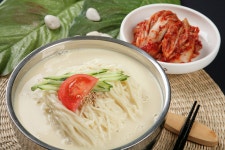 명동칼국수샤브샤브 부천여월점