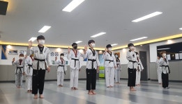 팀퍼스트 태권도장