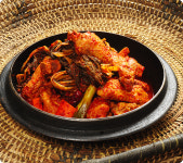 큰나무집 궁중약백숙