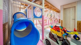 더데이키즈풀빌라