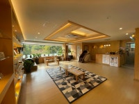 아하데이스파 토르말린 저온체험관 진해석동점