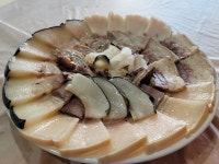 장터고래 기장점