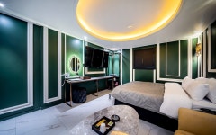 더 그레이 호텔