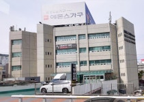 극동이엔큐