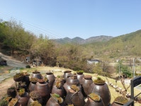 산아래 휴
