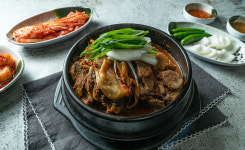 본가청기와감자탕