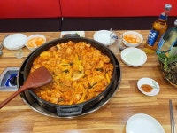 또래오래 치킨 피자 & 묵이네닭갈비