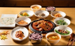 하늘빛우렁쌈밥