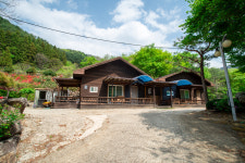 몬댕이민박계곡펜션 구례