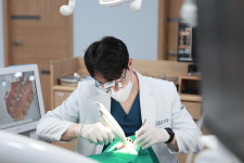 바른이플란트치과의원