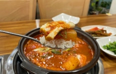 엄마손한식당