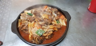 웅포식당