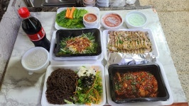 일순이네매운양념왕족발보쌈
