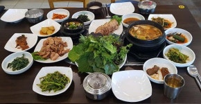 구들장청국장우렁쌈밥