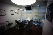 더블유화이트치과의원