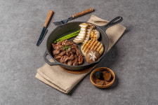 꼬꼬c 숯불닭갈비 돼지막창