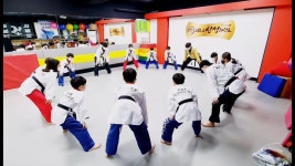 퍼스트신성태권도