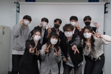 아이엠커뮤니케이션즈