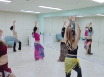 크리스탈 벨리&댄스