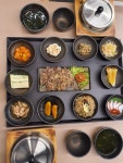 사계꽃담집