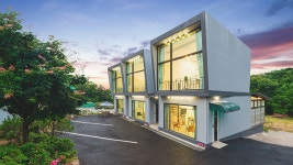 슐라프라움풀빌라