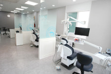 바로나치과의원