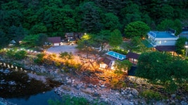 우드밸리펜션