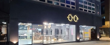안경의신