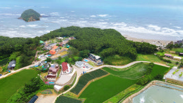 곰섬 코즈 펜션