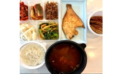 까치식당 수원본점