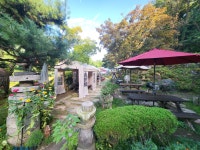 해넘이숲속마을 카페&셀프바베큐&야외수영장