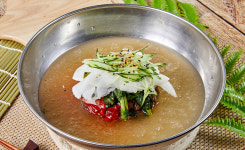 더골목냉면