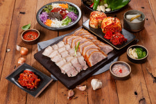 장충동왕족발보쌈 연수점