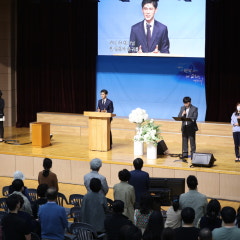 세우신교회