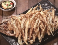 신통치킨 송림점