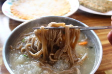 감바우옹심이메밀칼국수