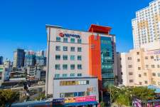 로이스덕영치과병원