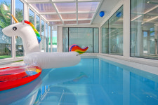 어느예쁜날 풀빌라