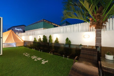 어느예쁜날 풀빌라